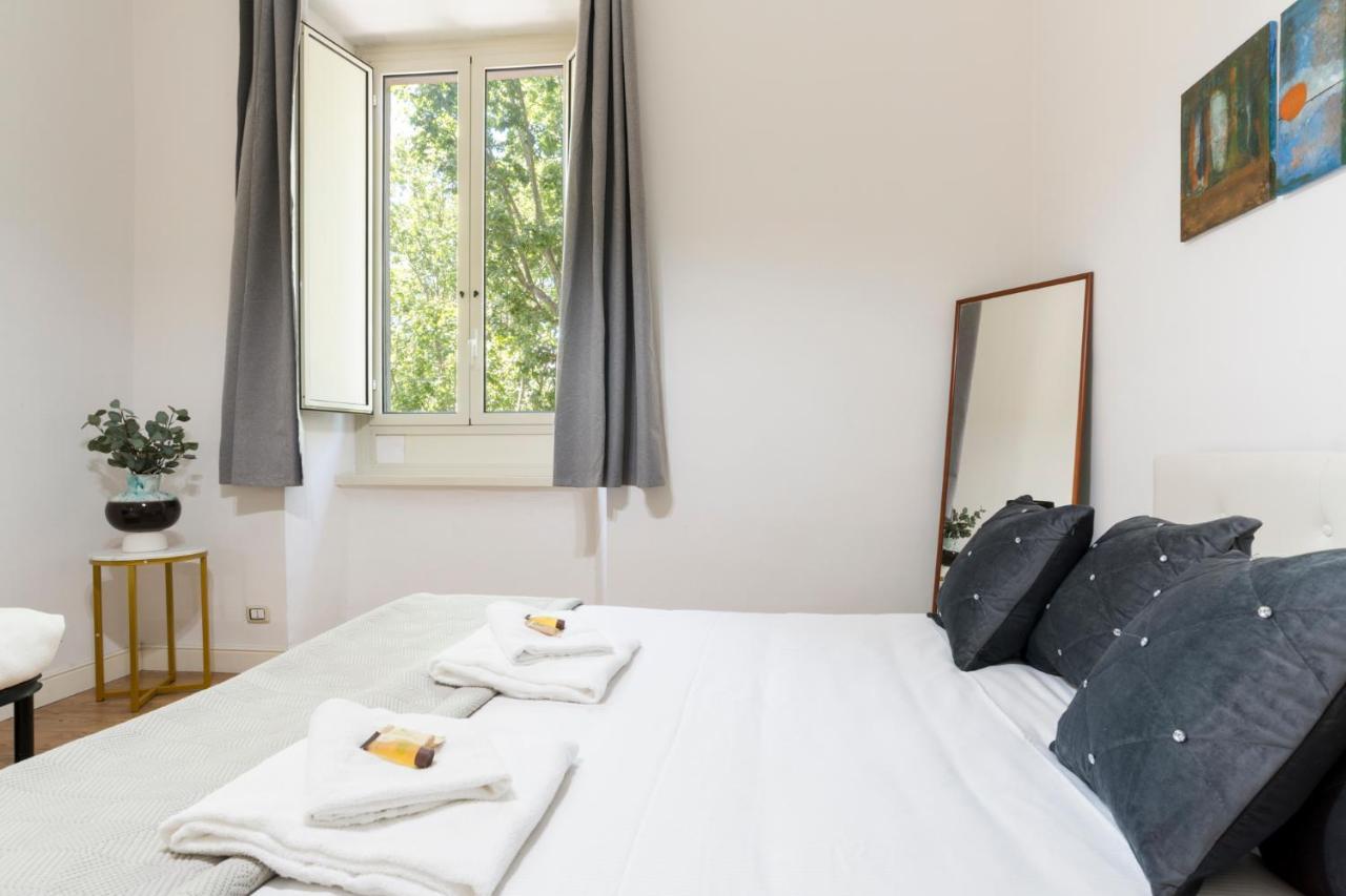 Apartmán Tiber Majesty 25 Piazza Del Popolo Řím Exteriér fotografie