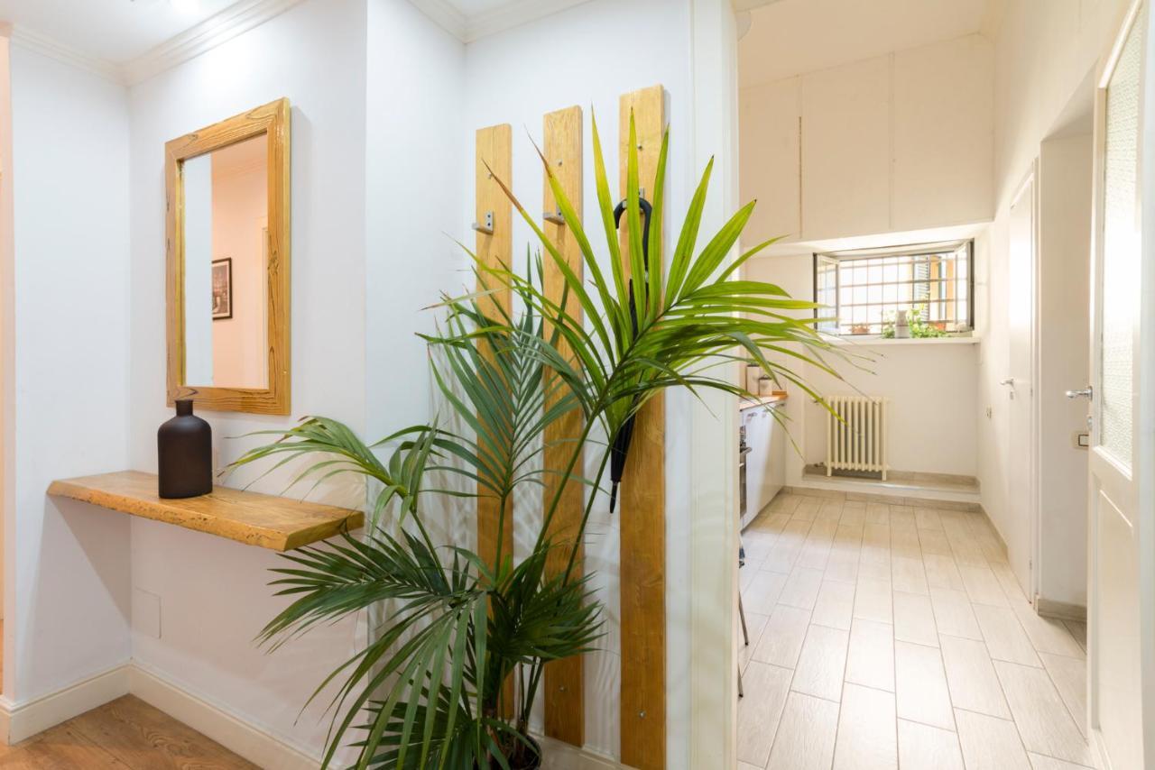 Apartmán Tiber Majesty 25 Piazza Del Popolo Řím Exteriér fotografie