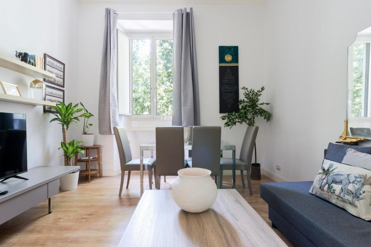 Apartmán Tiber Majesty 25 Piazza Del Popolo Řím Exteriér fotografie