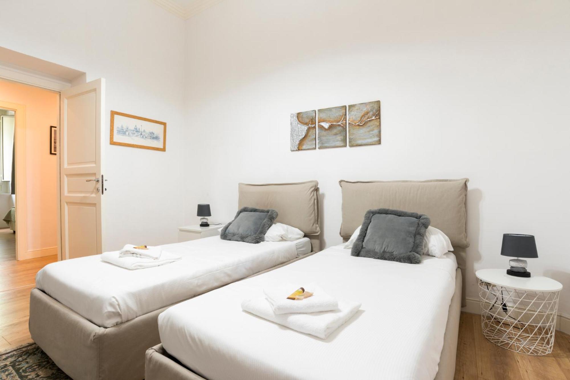 Apartmán Tiber Majesty 25 Piazza Del Popolo Řím Exteriér fotografie
